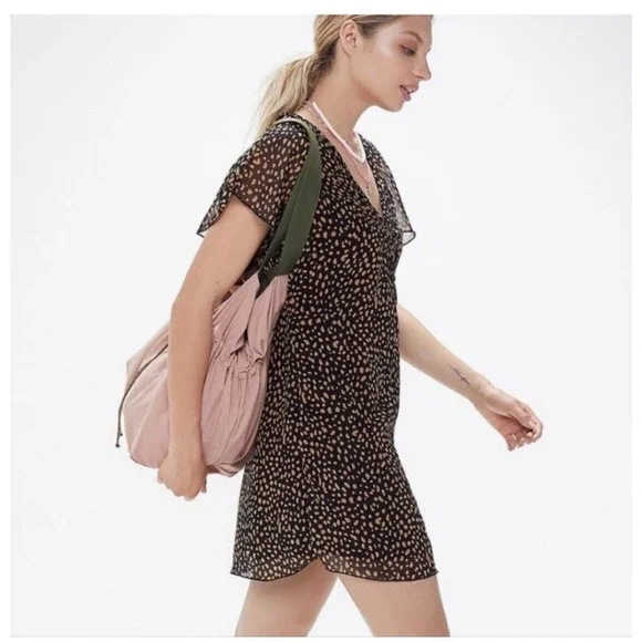 Urban Outfitters Rosalee V-Neck Flutter Sleeves A-line Mini Dress Black Sz M - Picture 4 of 16